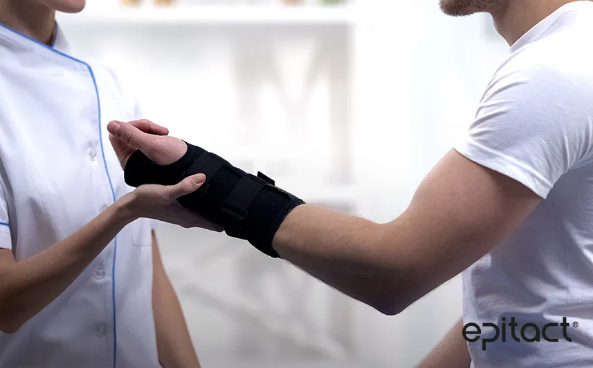 Immobilisation du poignet et du pouce